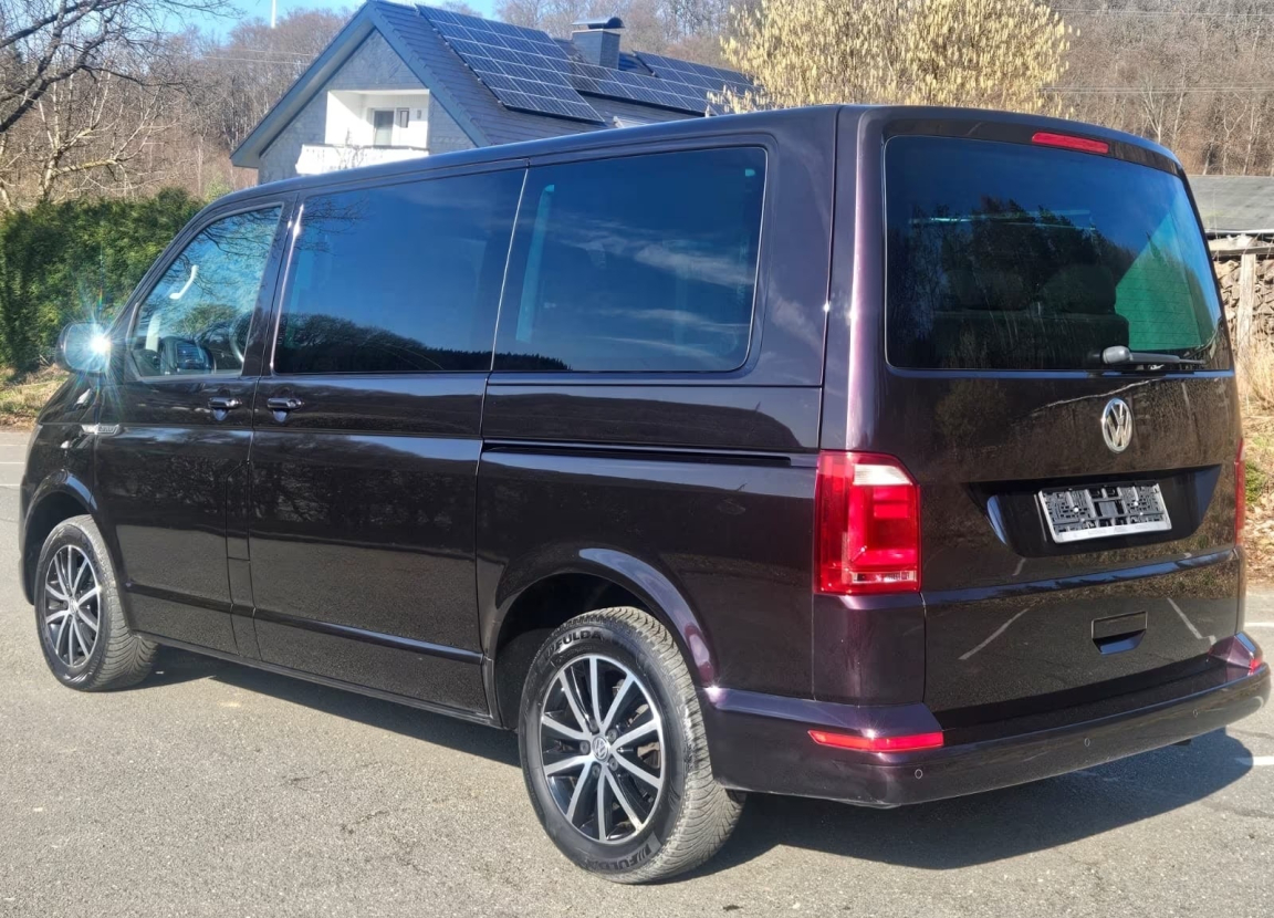 VOLKSWAGEN MULTIVAN