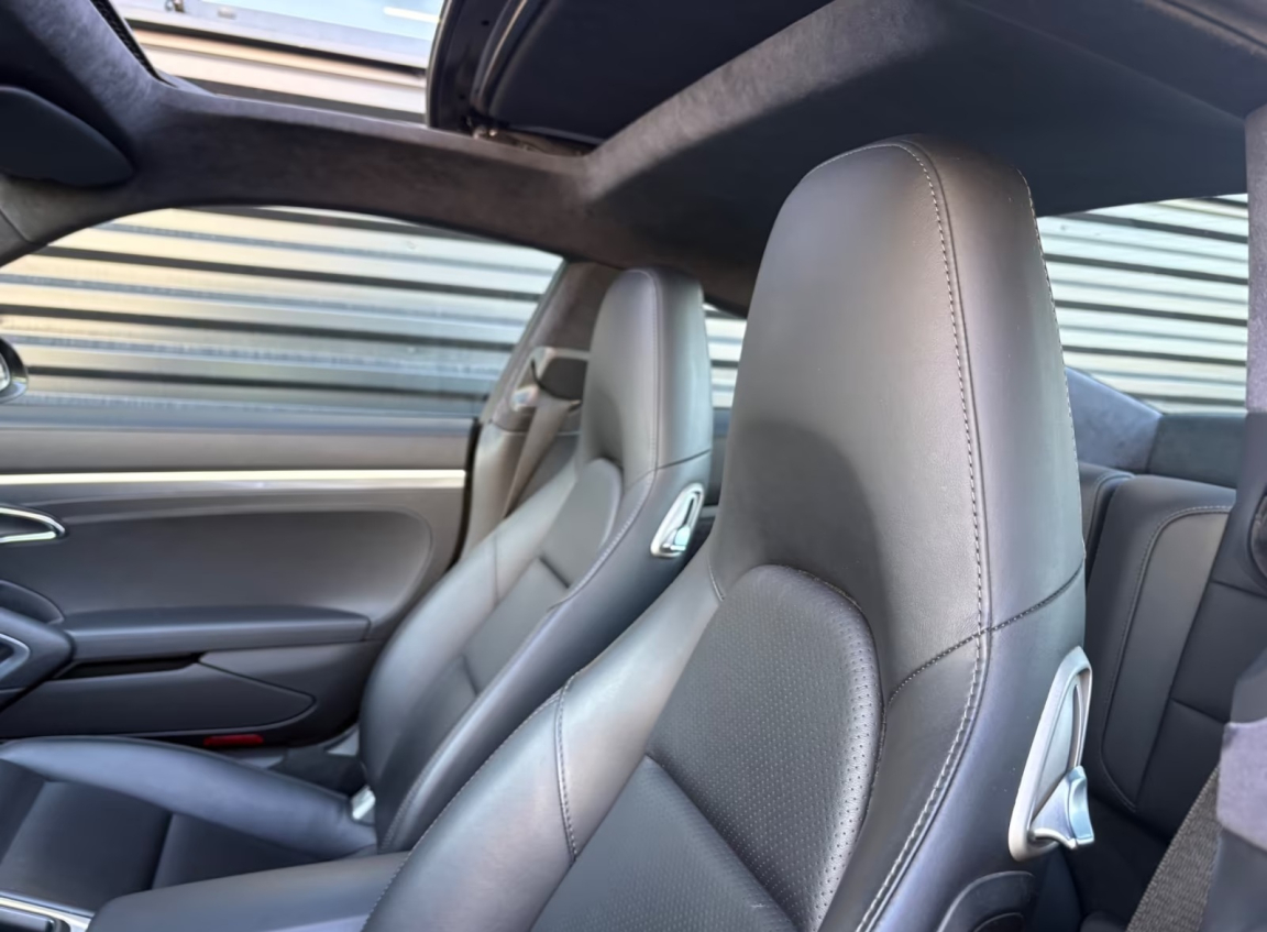 PORSCHE 911 CARRERA COUPE