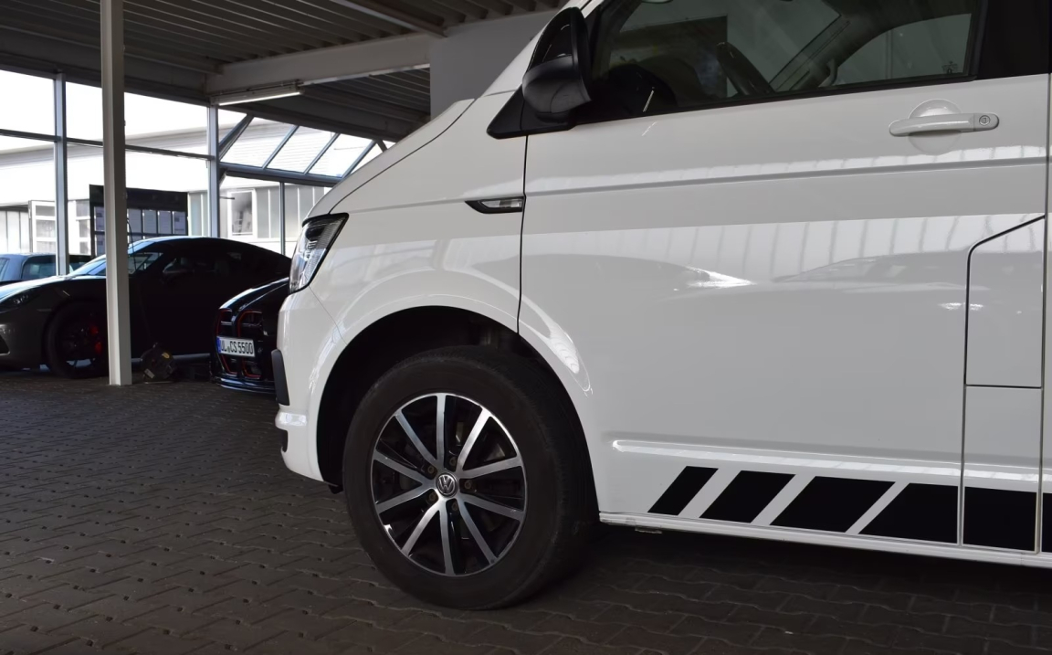 VOLKSWAGEN CALIFORNIA