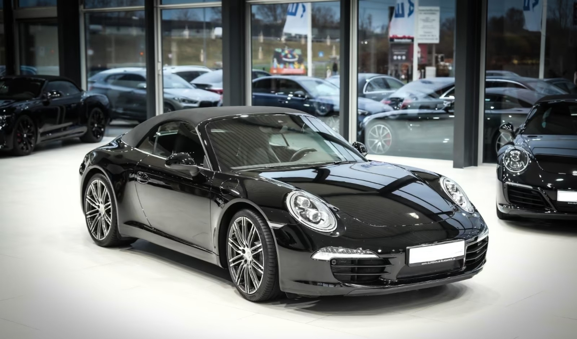 PORSCHE 911 CARRERA CABRIOLET