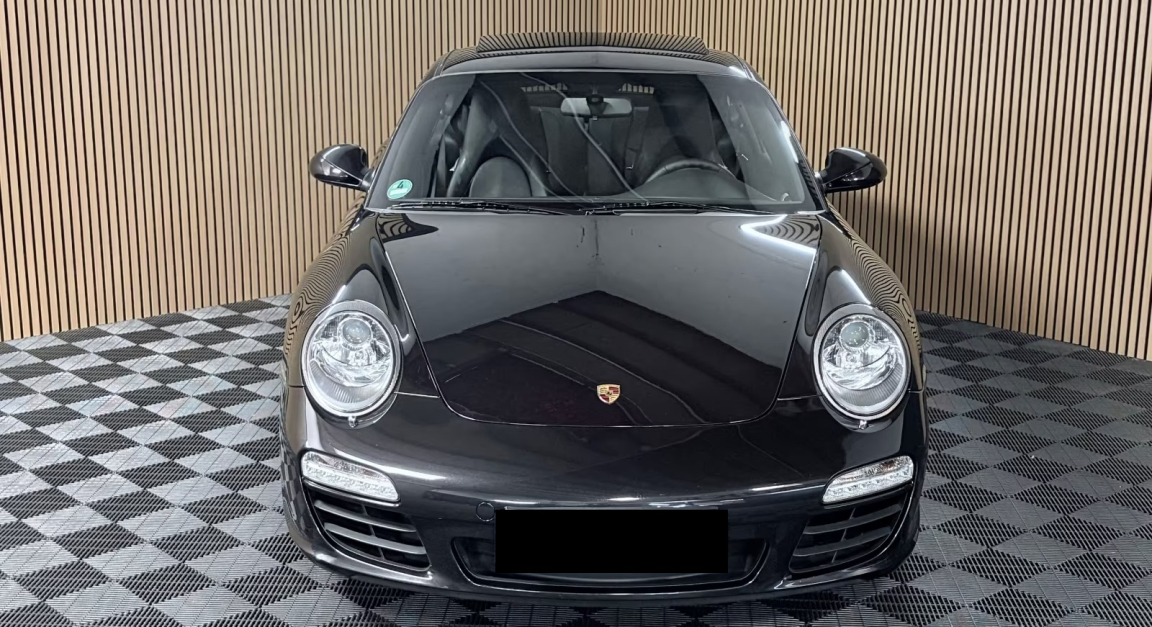 PORSCHE 911 CARRERA COUPE 997