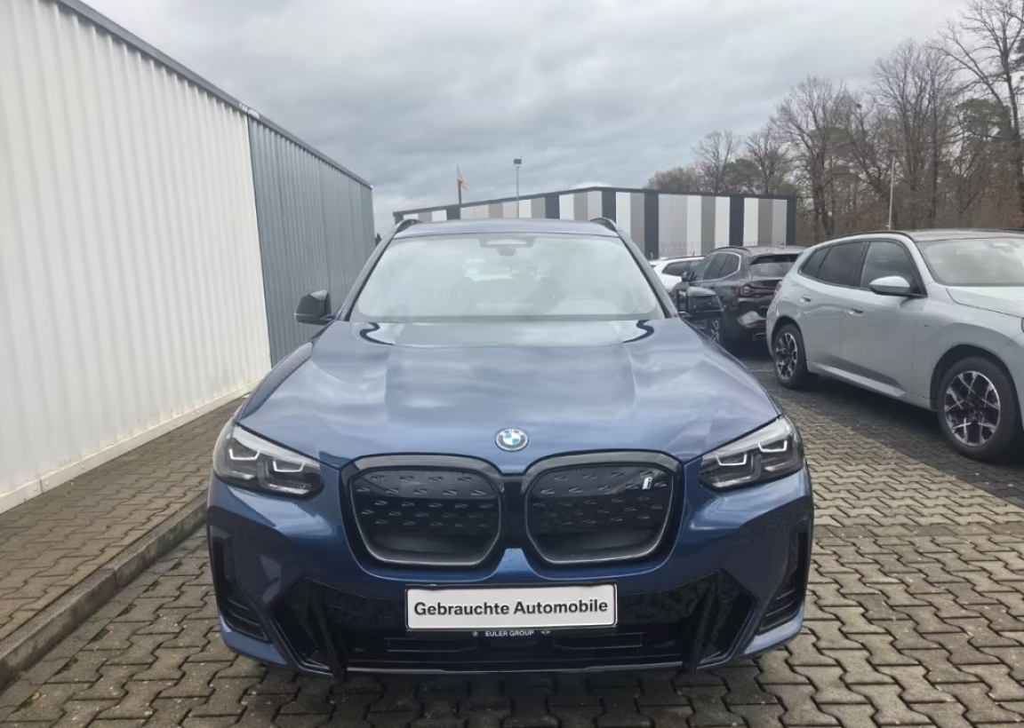 BMW i iX3 G08 LCI